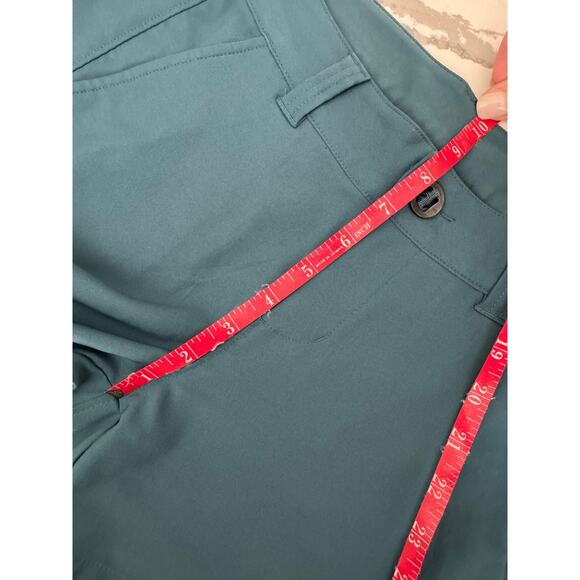 Under Armour Women's Shorts Heat Gear‎ Size 2 Blue Golf - Picture 8 of 9